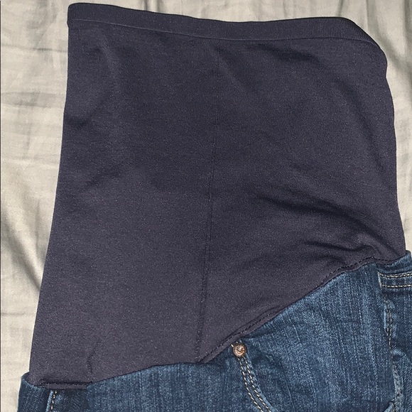 Maternity Jeans - Picture 5 of 6
